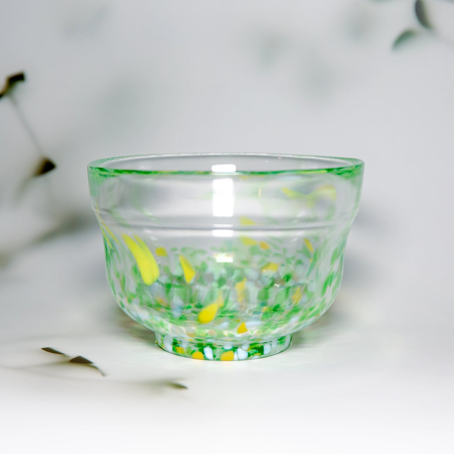 MATSUGAOKA CRAFT - Rainbow Scat Glass matcha bowl